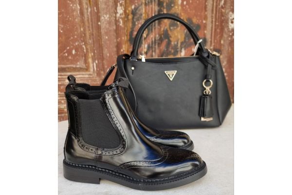 Σετ Γυναικείο Με Έκπτωση